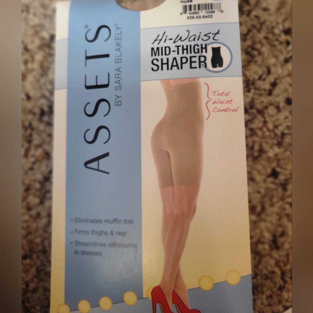 ASSETS by Sara Blakely NEW Nude Shaping Garment Hi-Waist Mid Thigh‎ Shaper